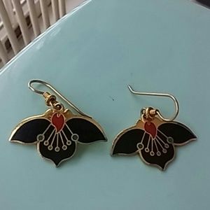 Earrings wire